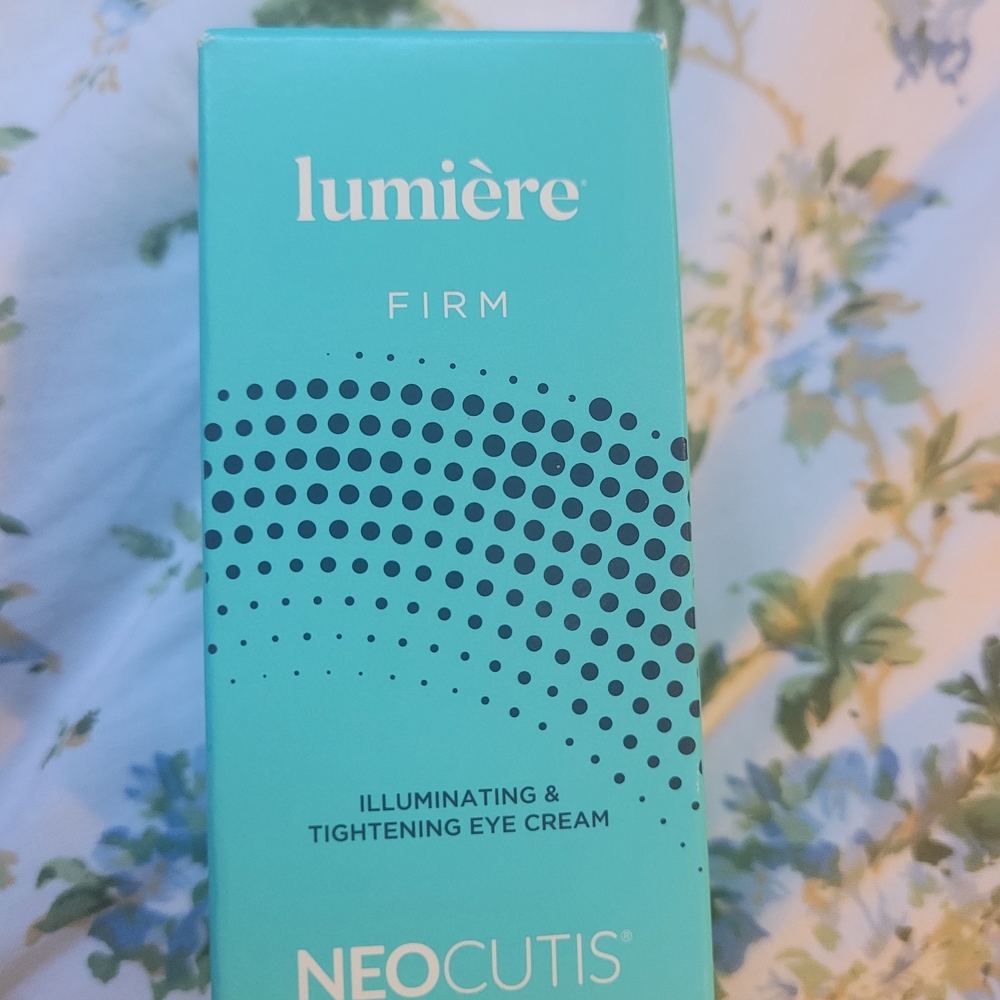 Neocutis Lumière Firm Illuminating Eye Cream